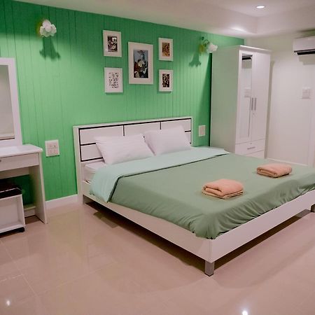 Uj Apartment Bangszen Kültér fotó
