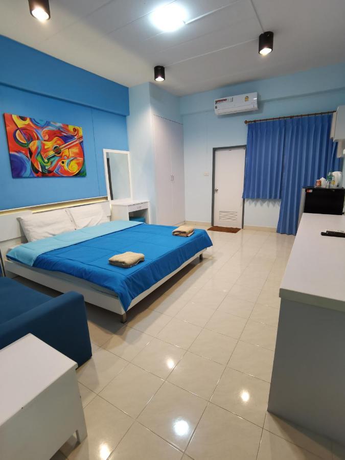 Uj Apartment Bangszen Kültér fotó