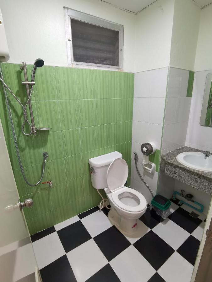 Uj Apartment Bangszen Kültér fotó