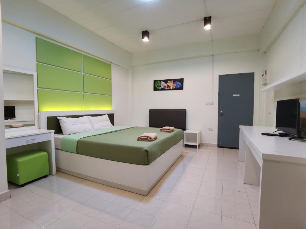 Uj Apartment Bangszen Kültér fotó